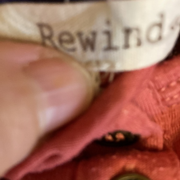 Rewind. XL. Patterned lower part of shirt. Solid color top of shirt. - Picture 2 of 4